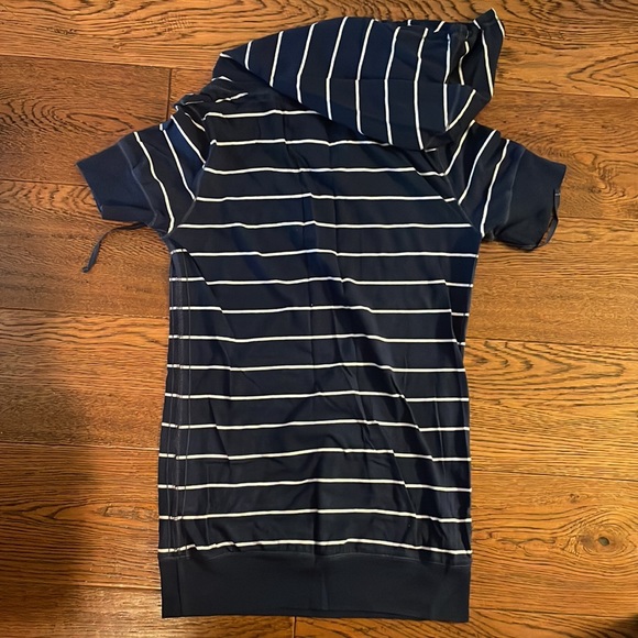 American Eagle Tshirt - Picture 3 of 4